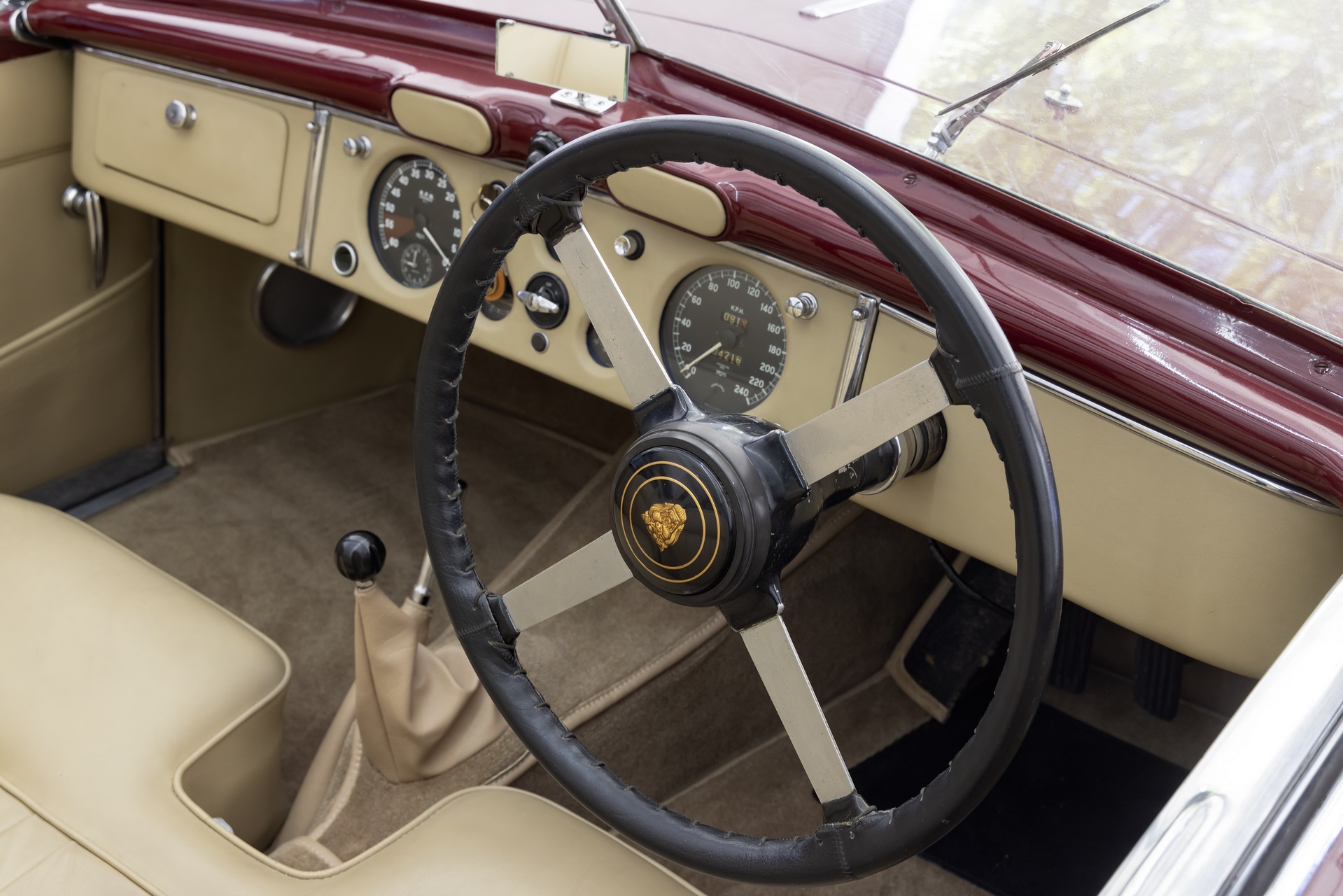 1950-jaguar-xk-120-beutler-supersport-12