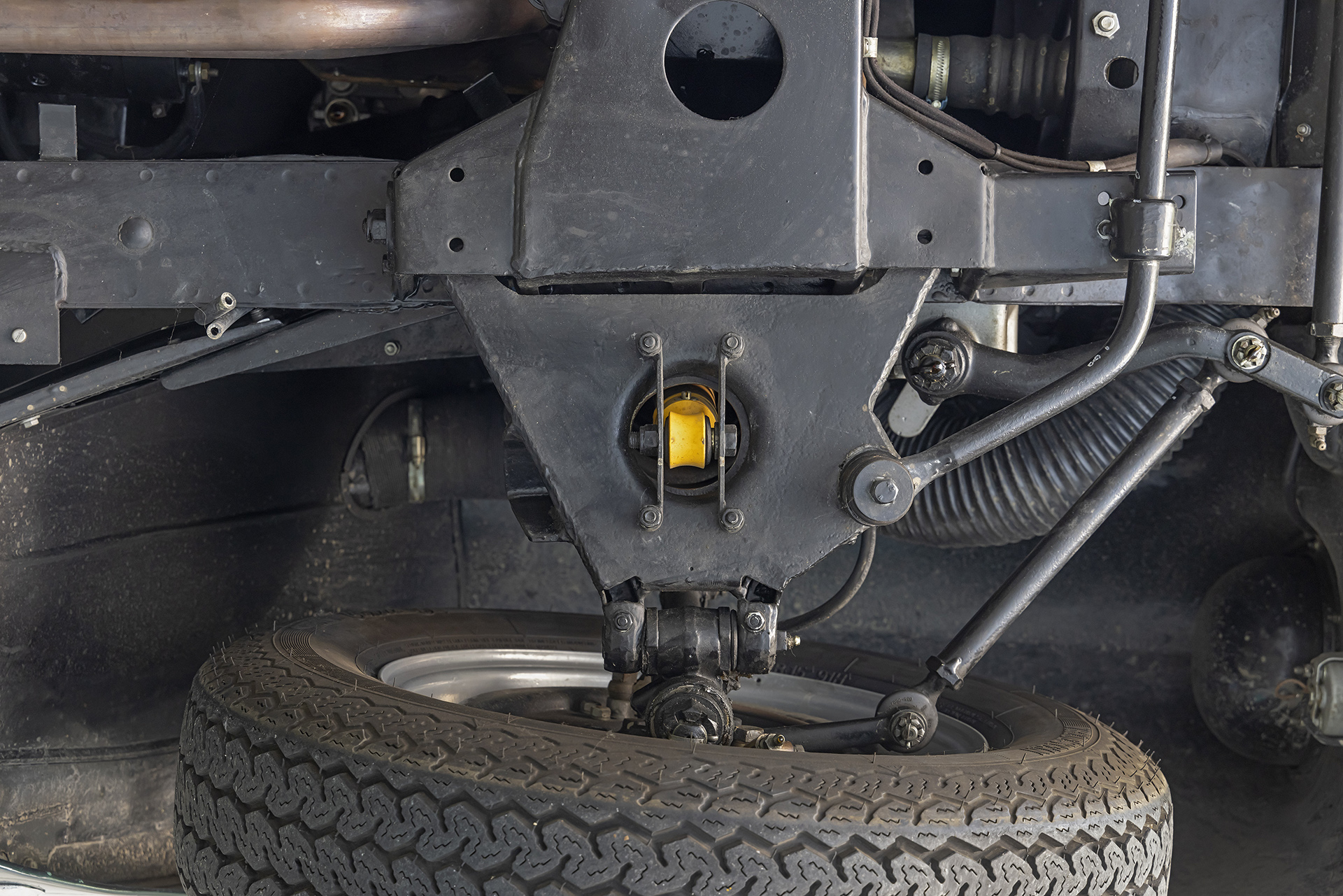 1957-alvis-graber-tc108g-11