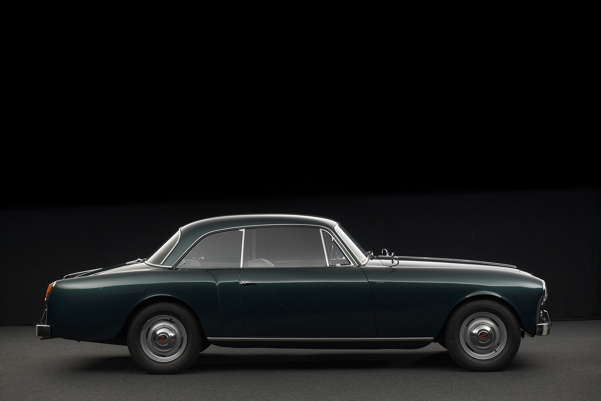 1957-alvis-graber-tc108g-2