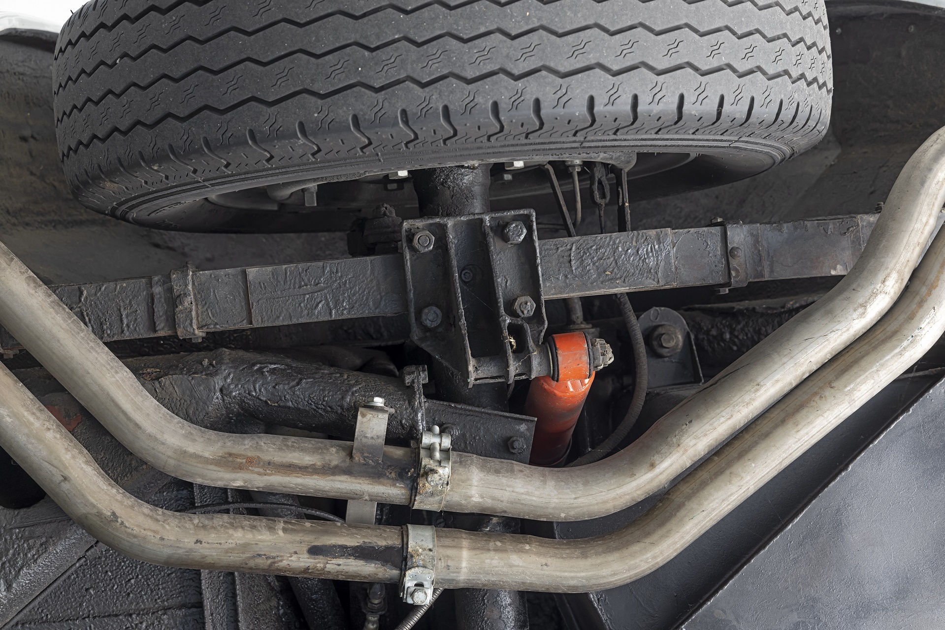 1961-maserati-3500-vignale-spyder-23