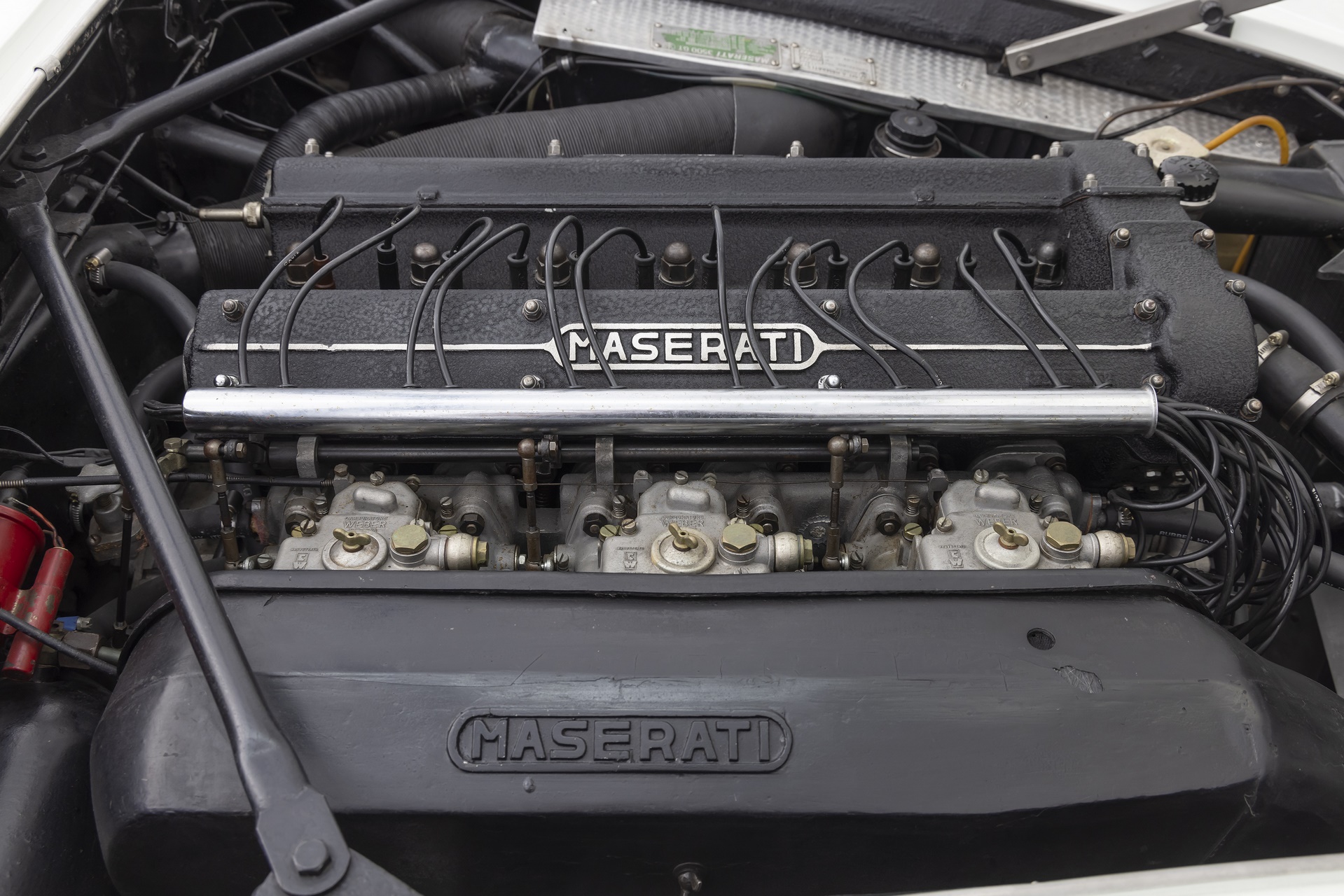 1961-maserati-3500-vignale-spyder-30