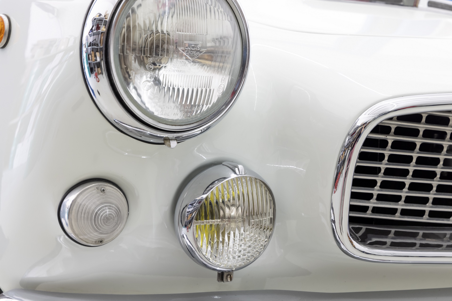 1961-maserati-3500-vignale-spyder-33