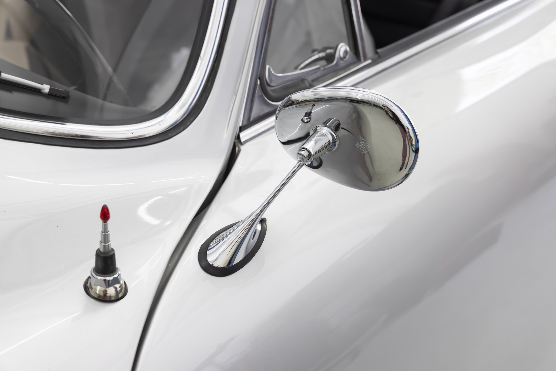 1961-porsche-356-bt6-ghia-aigle-17