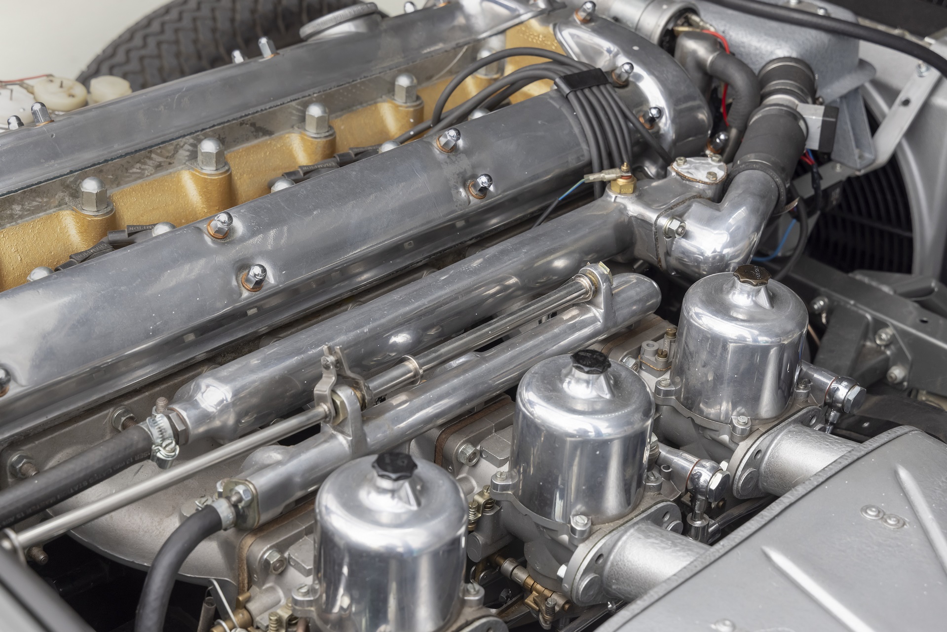 1962-jaguar-e-type-serie-1-3-8-21