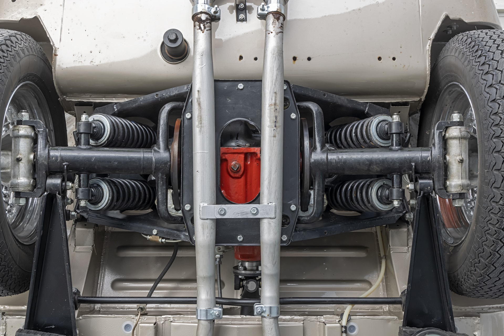 1963-jaguar-e-type-serie-1-3-8-31