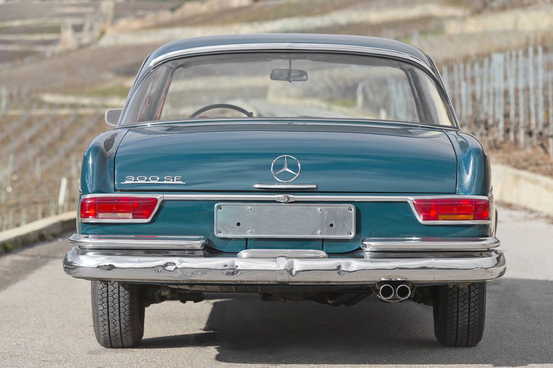 1964-mercedes-300-se-coupe-2