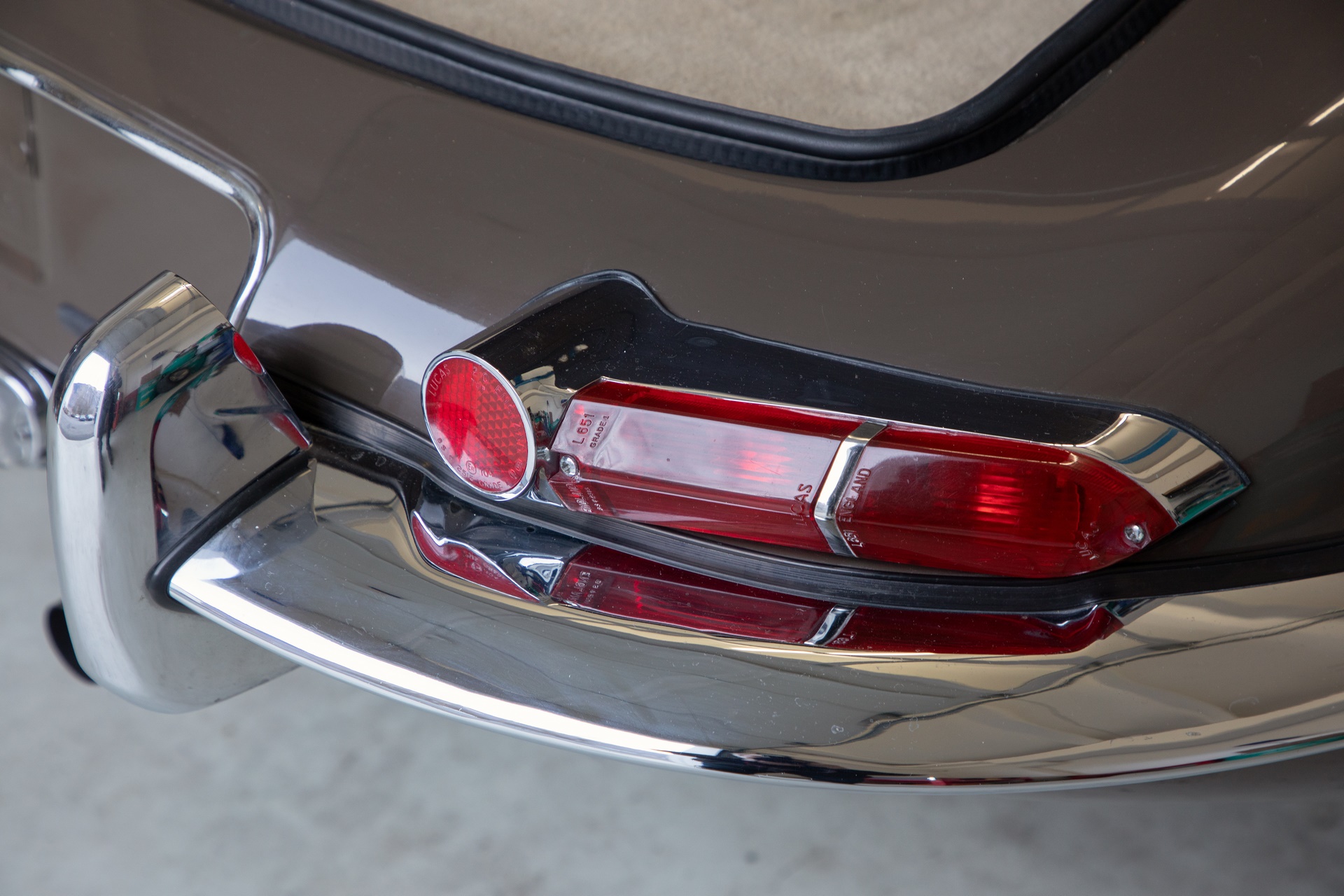 1968-jaguar-e-type-4-2-serie-1-5-33