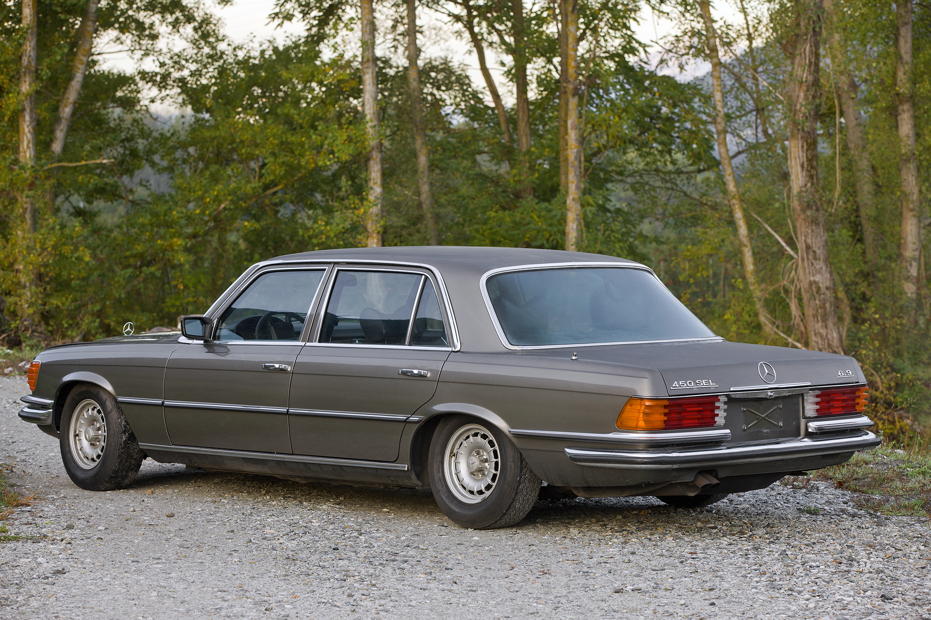 1976-mercedes-450-6-9-2