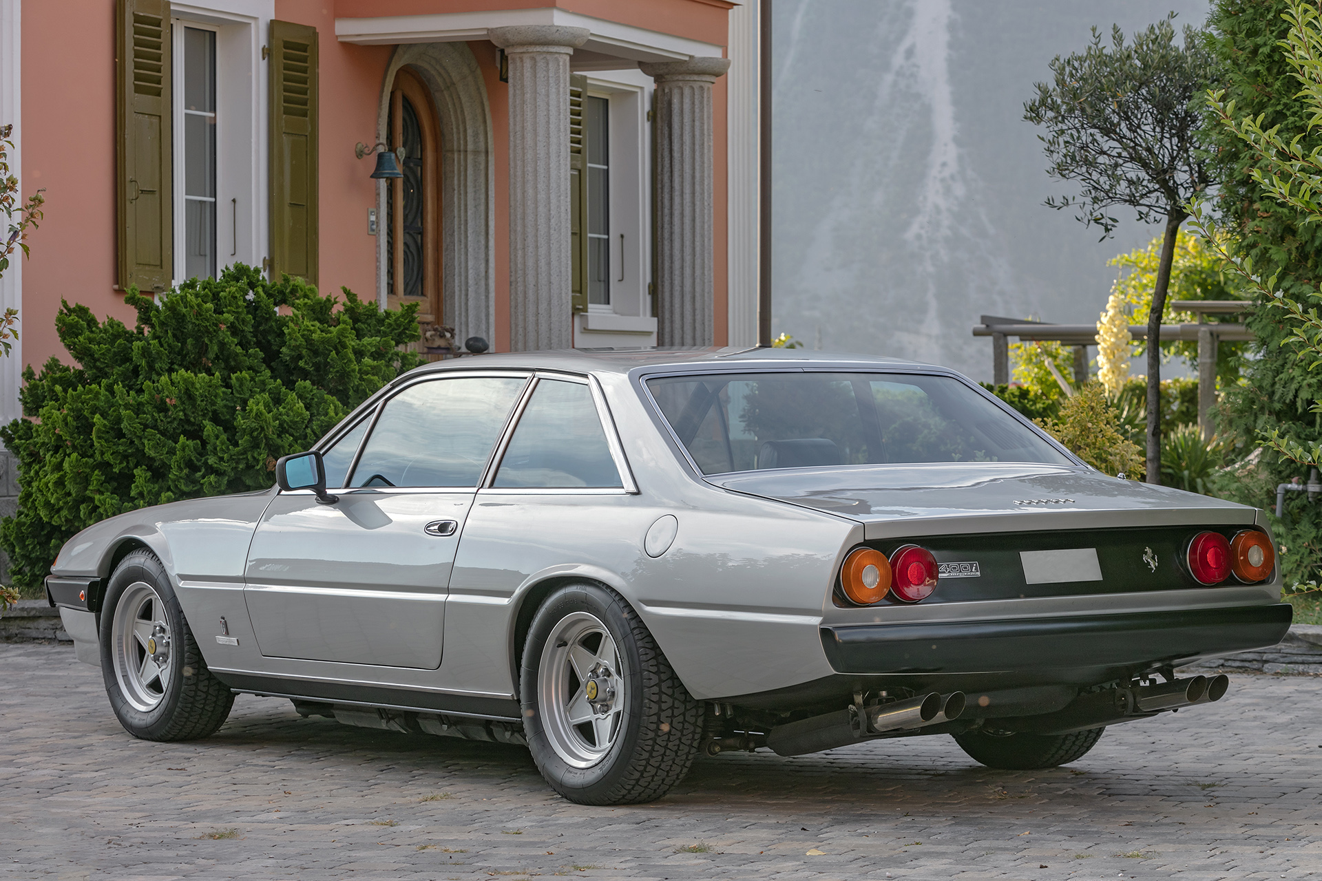 1979-ferrari-400i-gti-1