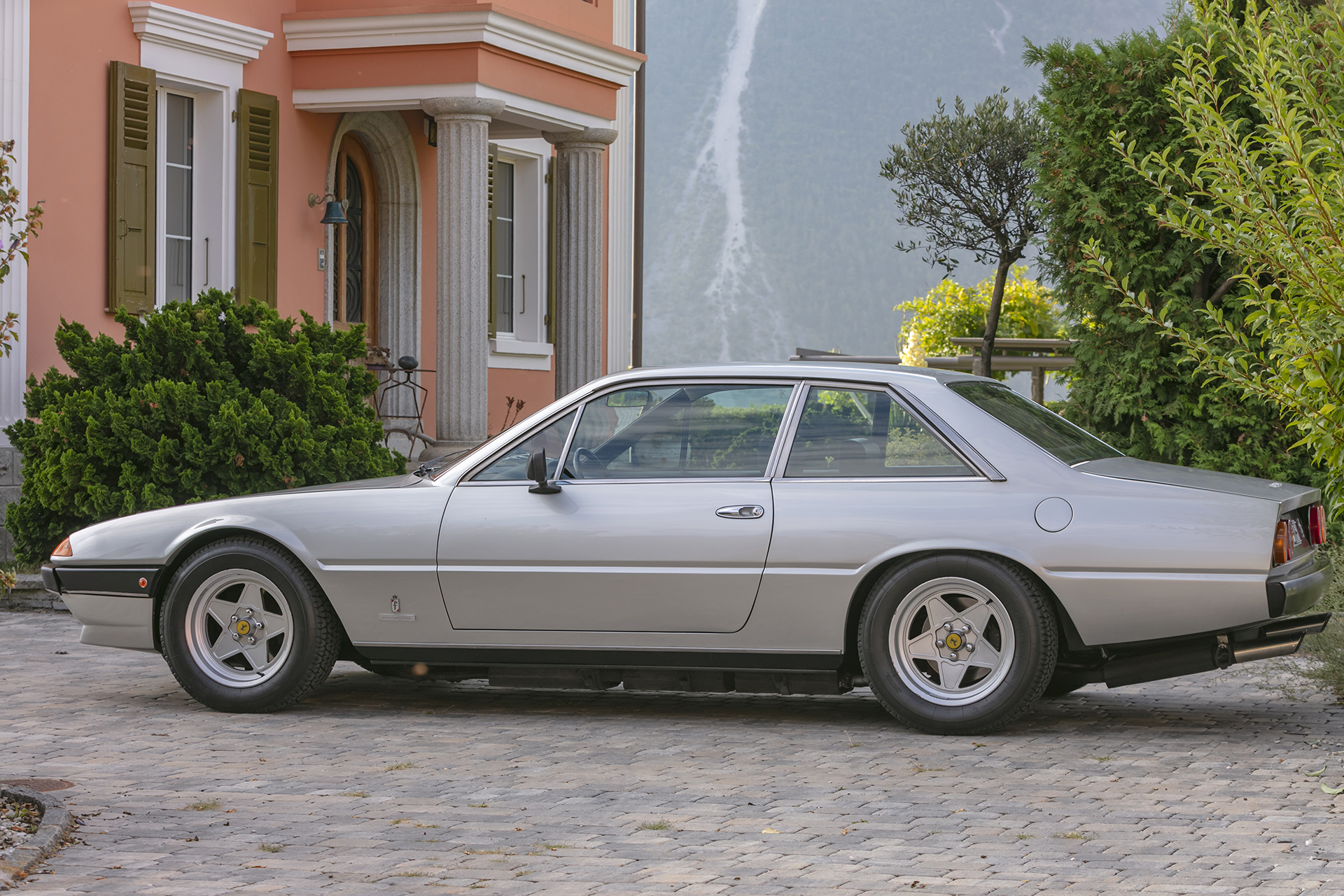 1979-ferrari-400i-gti-3