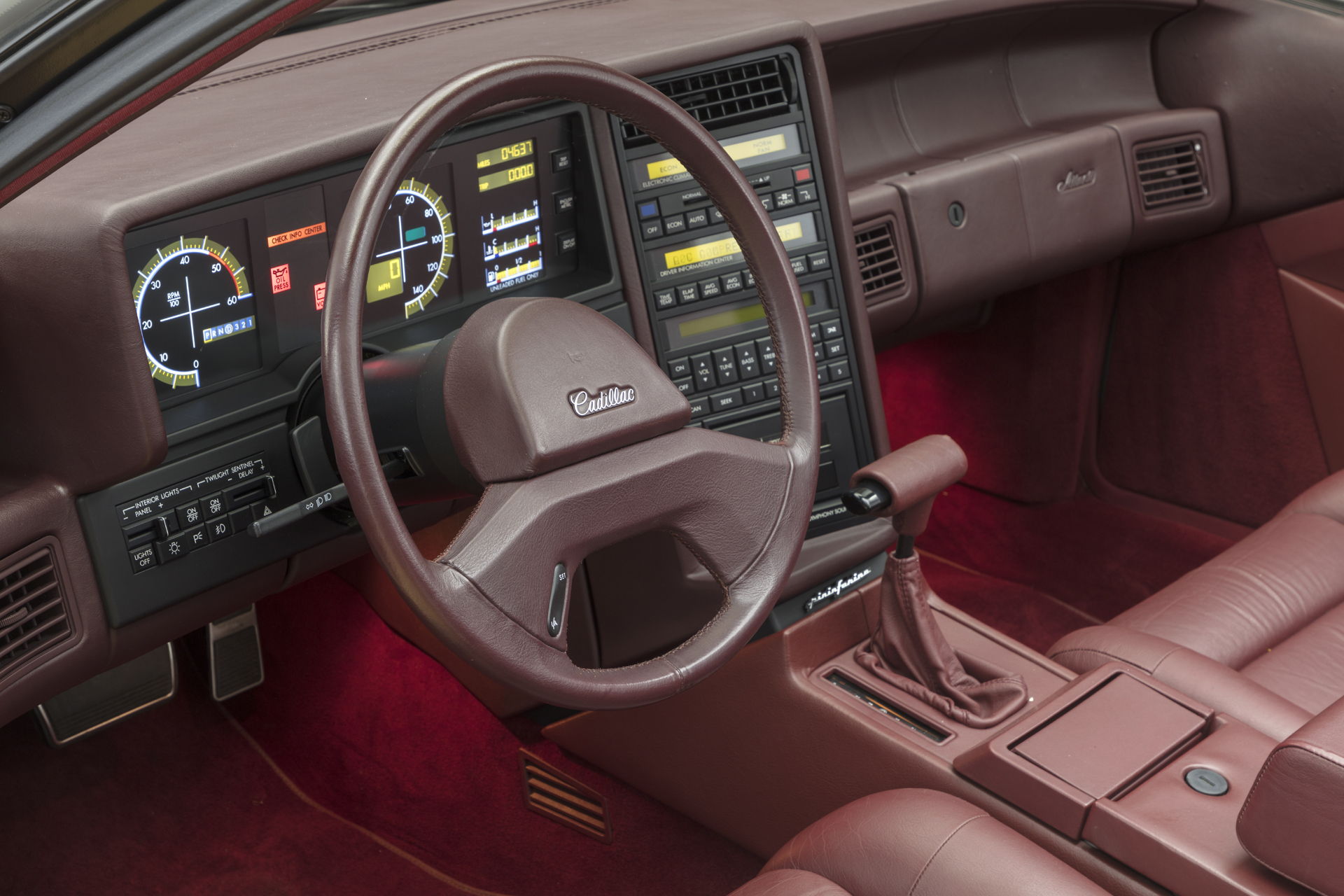 1987-cadillac-allante-cabrio-7