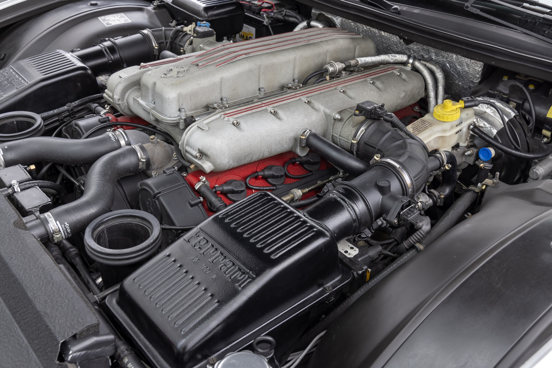 1999-ferrari-550-maranello-10