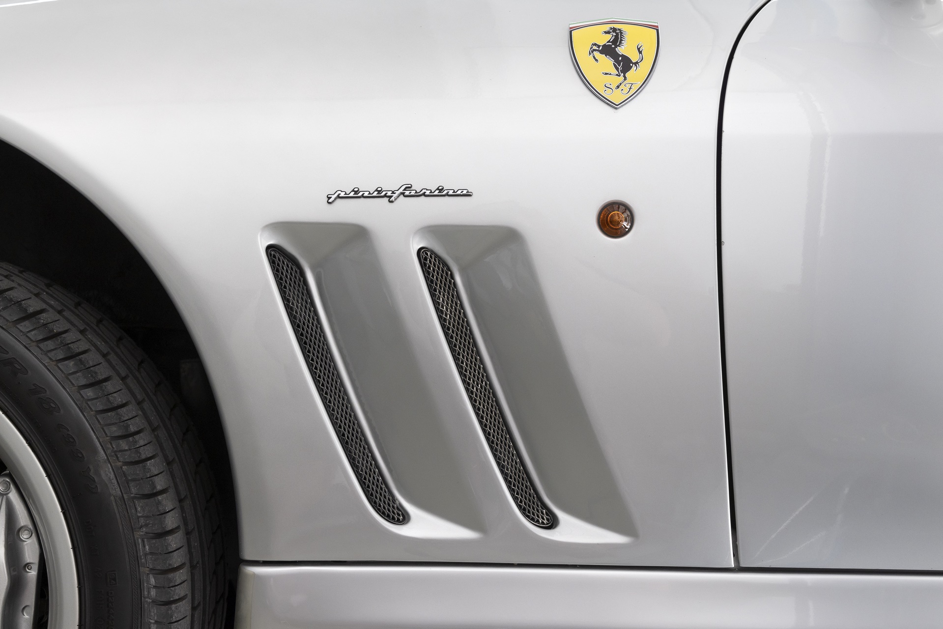 1999-ferrari-550-maranello-27