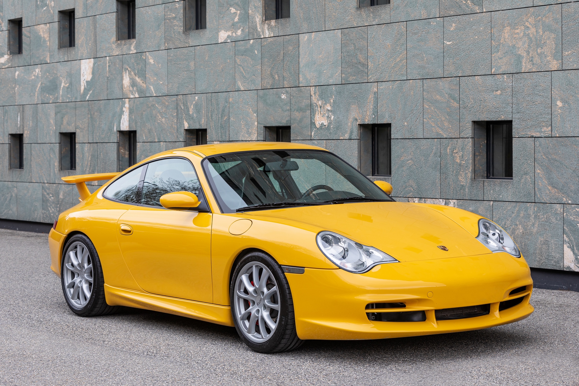 2003-porsche-996-gt3-phase2-1