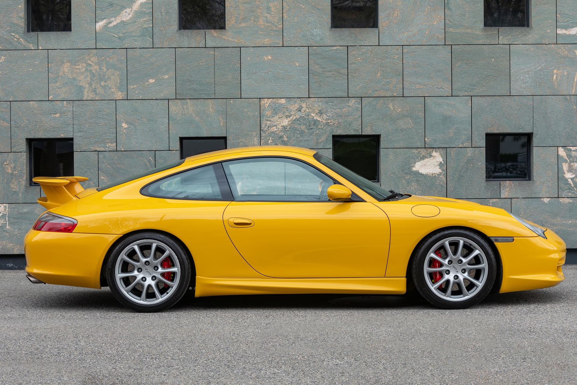 2003-porsche-996-gt3-phase2-11
