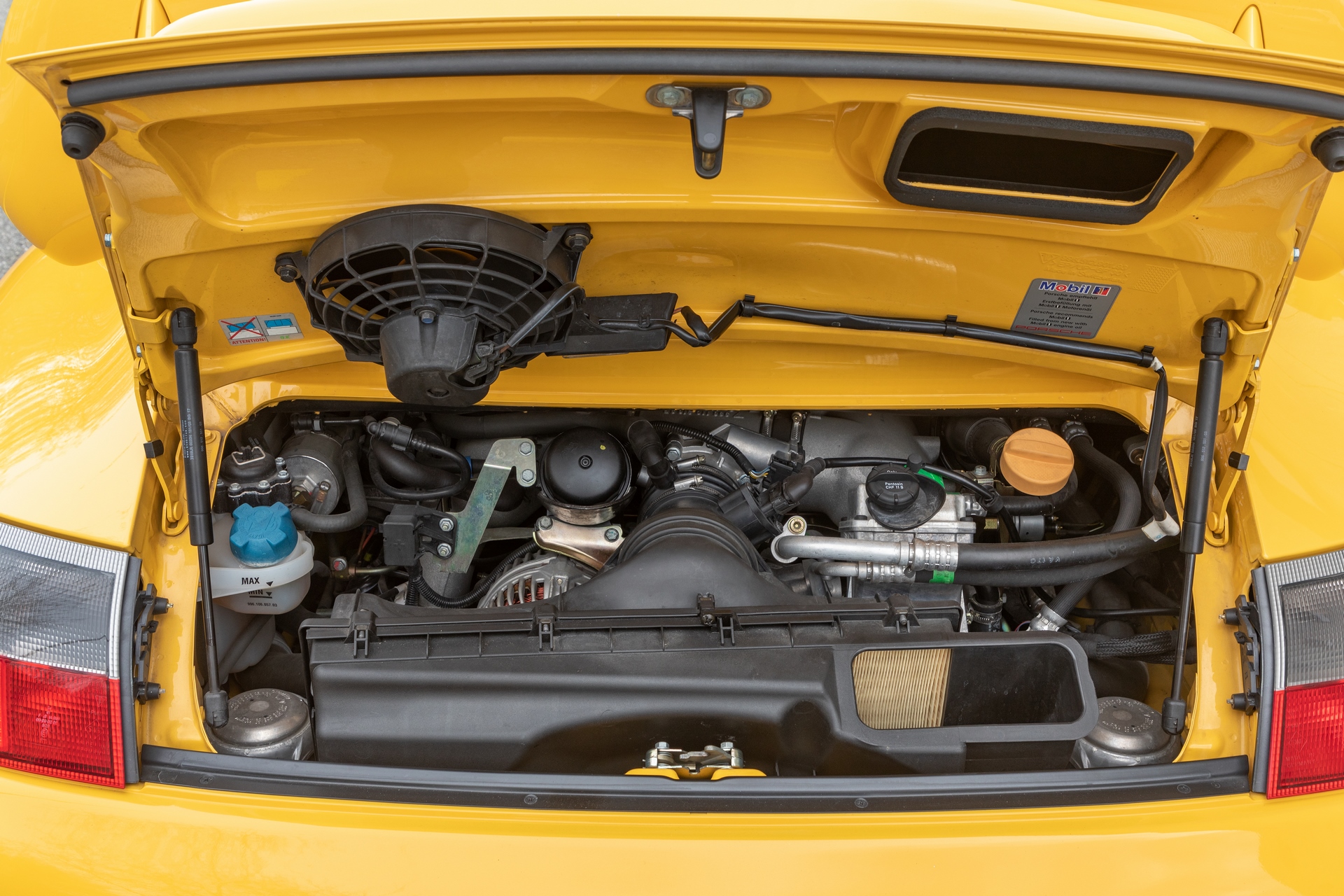 2003-porsche-996-gt3-phase2-4