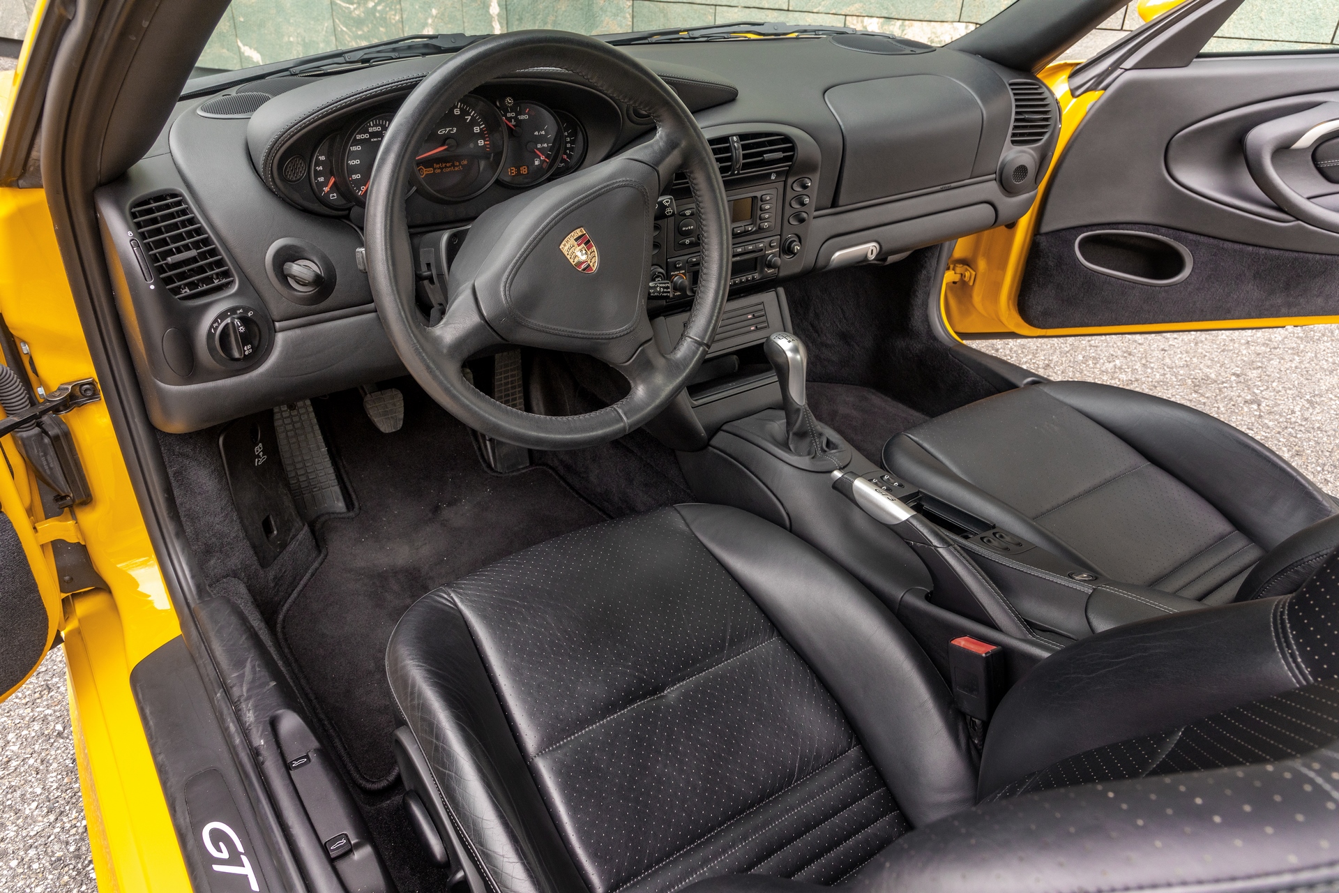 2003-porsche-996-gt3-phase2-5