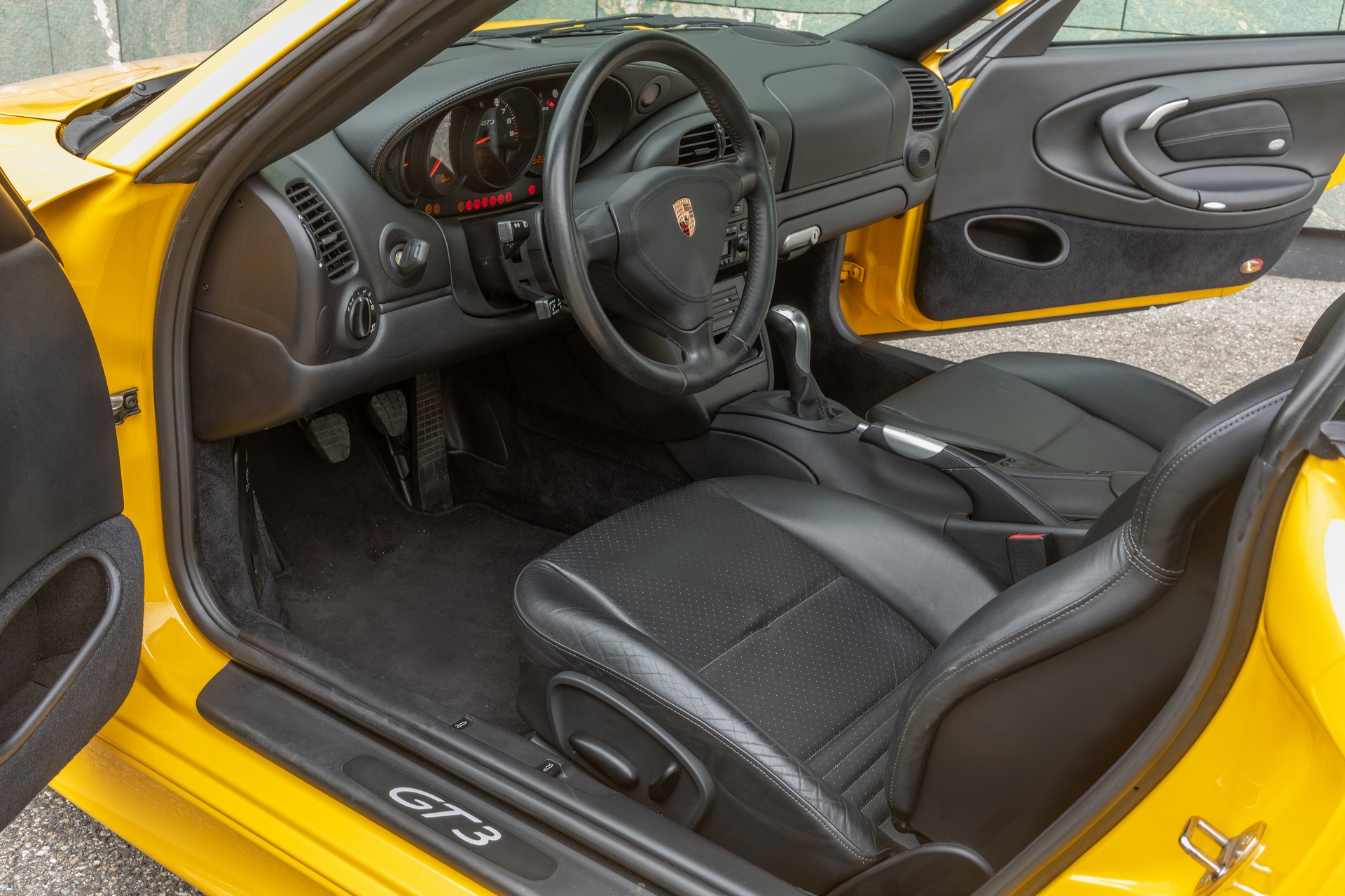 2003-porsche-996-gt3-phase2-7